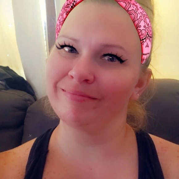 Meet your Posher, Tammy - Picture 1 of 1